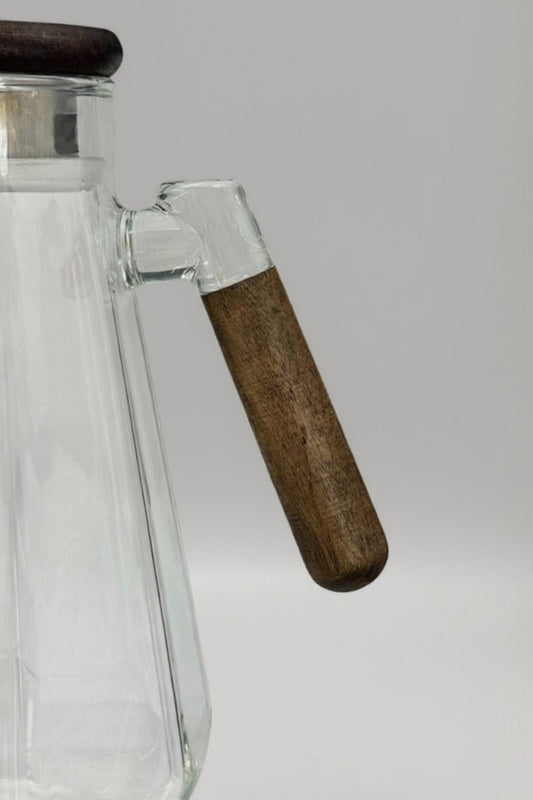 Dalga Tasarımlı Akasya Sap - Kapaklı Borosilikat Cam Sürahi KW-850