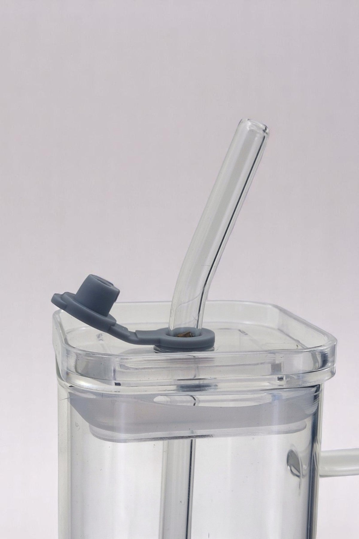 Kare Uzun Pipetli Contalı Kulplu Cam Kupa KW-052