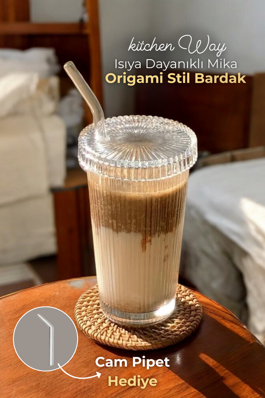 Origami Stil Mika (Cam Değil) Isıya Dayanıklı Kapaklı Sunumluk Meşrubat Bardağı Cam Pipet Hediyeli SPL1069