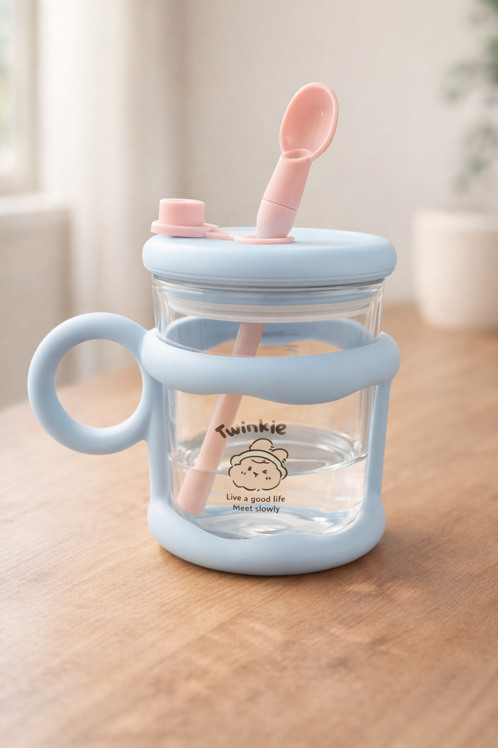 Sevimli Pipetli Kaşıklı Cam Matara 450ML Günlük Kullanıma Uygun Pratik Tasarım KW-893