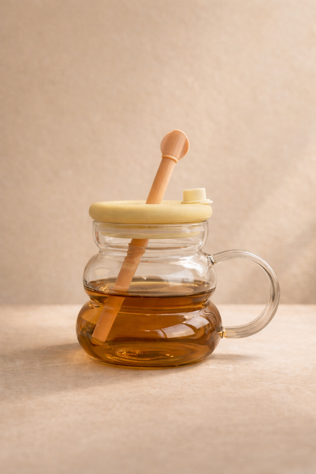 Stickerli Pipetli Kapaklı 750ML Sevimli Polikarbon Matara KW-897