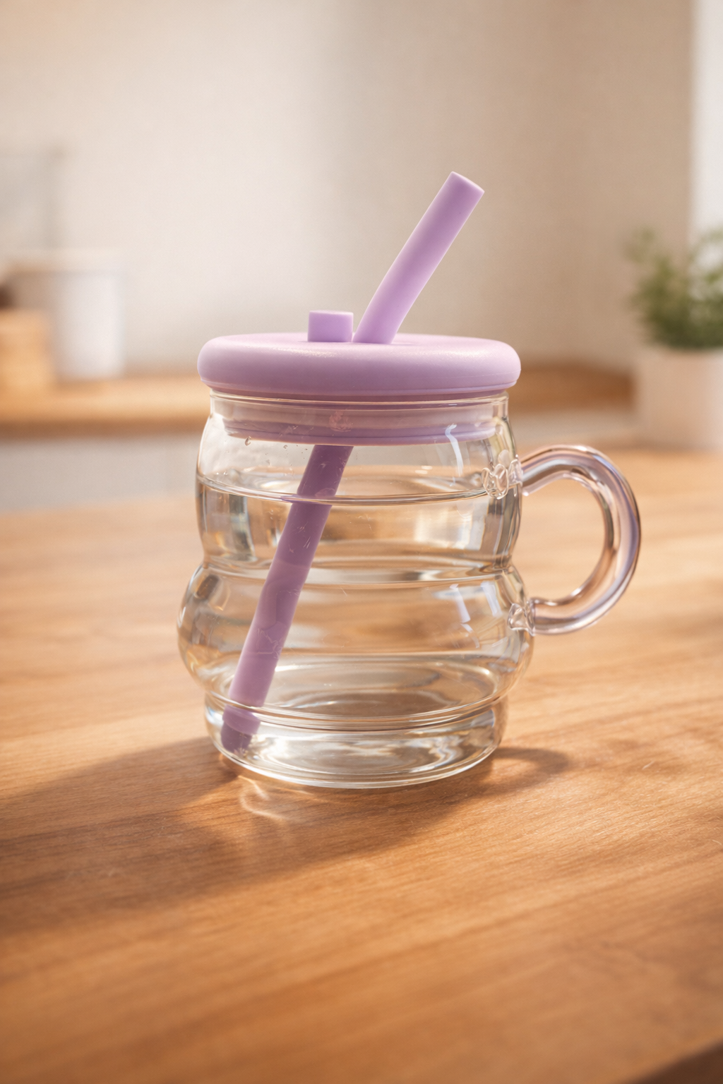 Sevimli Pipetli Şişe 750ML Günlük Kullanıma Uygun Pratik Tasarım KW-892