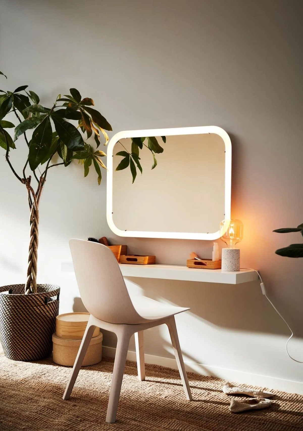 Beyaz Duvar Rafı Minimal Dekoratif Askısız Duvar Rafı Modern Tasarım SHN-2115A