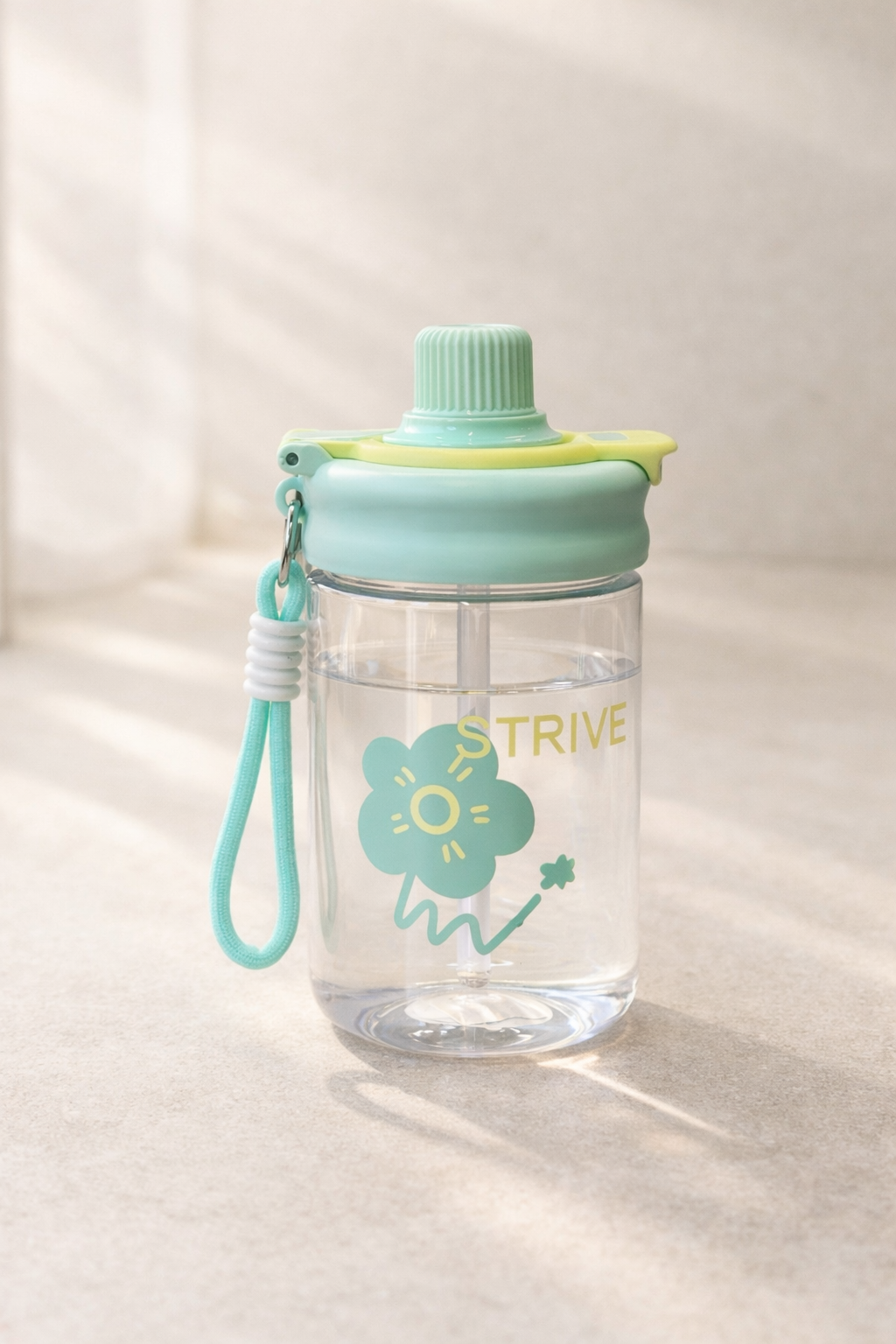 Polikarbon Matara 700 ML BPA Free Hafif Dayanıklı Su Matarası KW-1024