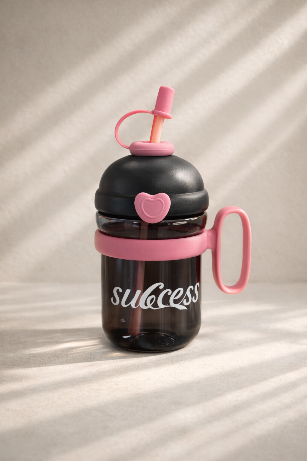 Pipetli Kapaklı 750ML Polikarbon Matara KW-1029