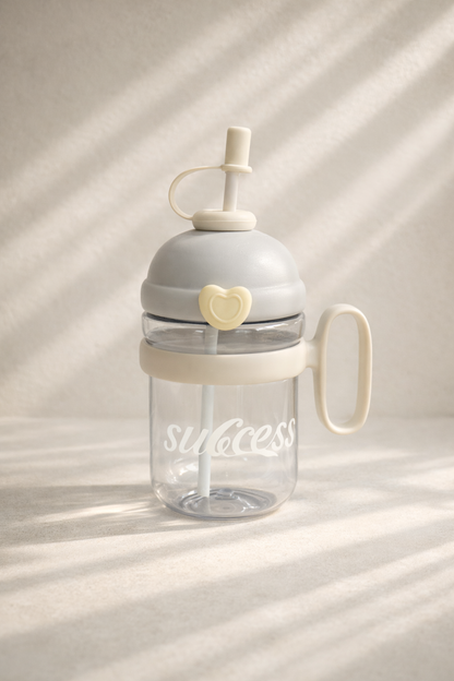 Pipetli Kapaklı 750ML Polikarbon Matara KW-1029