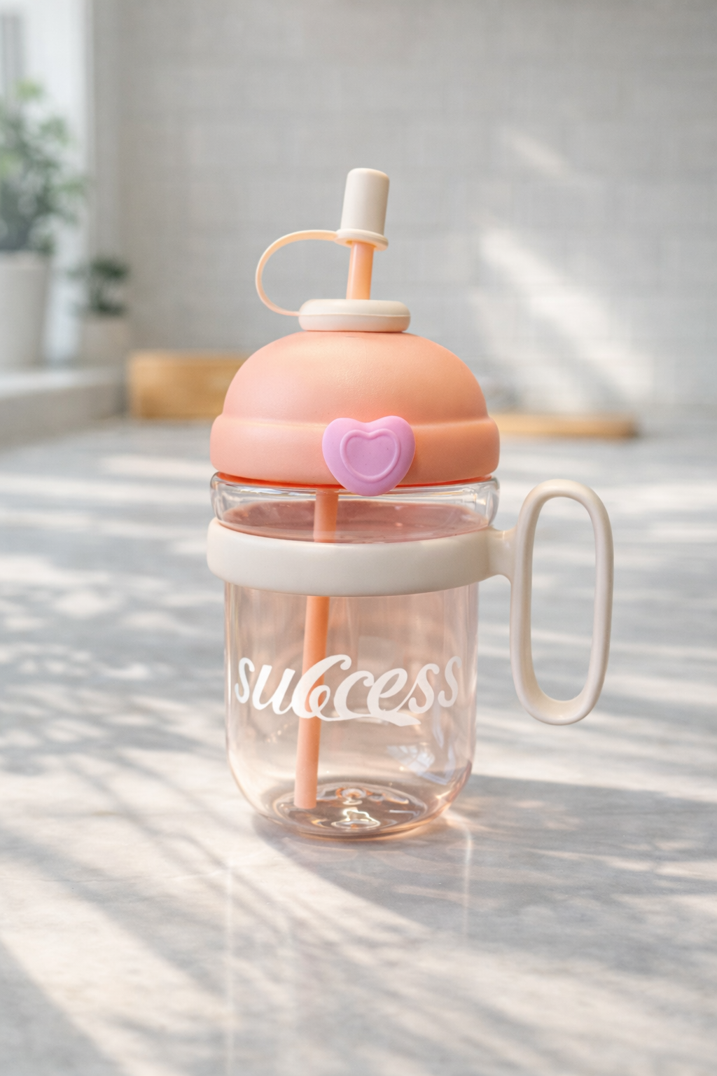 Pipetli Kapaklı 750ML Polikarbon Matara KW-1029