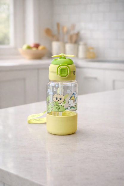 Figürlü Polikarbon Matara 680 ML BPA Free Hafif Dayanıklı Su Matarası KW-1021