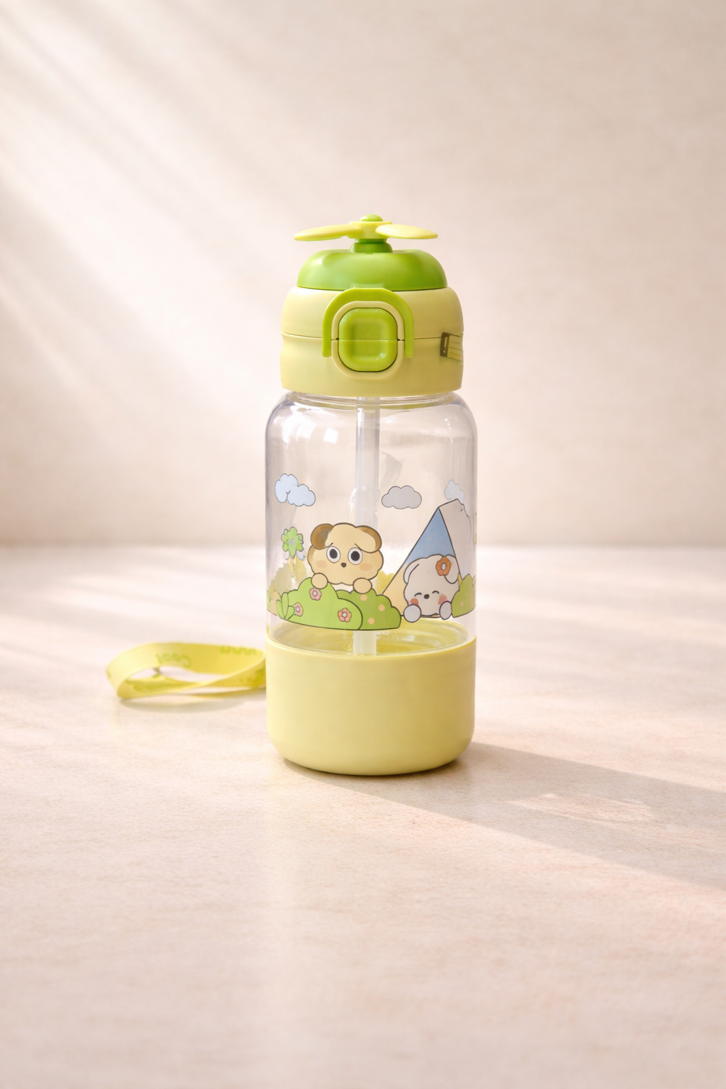 Figürlü Polikarbon Matara 680 ML BPA Free Hafif Dayanıklı Su Matarası KW-1021