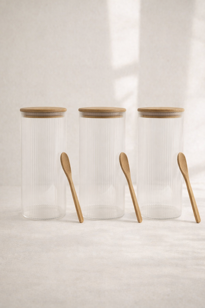 Bambu Kaşıklı Borosilikat 1500ML Çizgi Desenli Yuvarlak 3'lü Cam Kavanoz Seti KW-372F