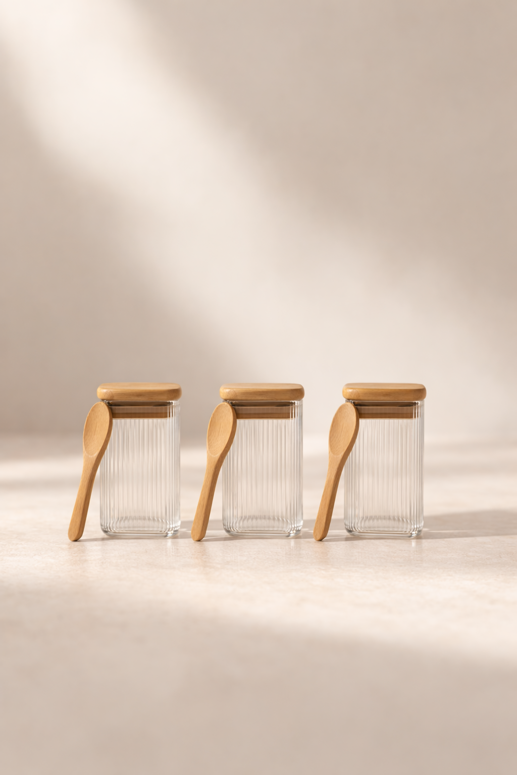 Bambu Kapaklı Kaşıklı Kulplu Contalı 3'lü Kavanoz Seti 300ML KW-373E